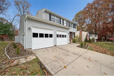 1914 Riggs Rd, South Park, PA 15129 - Photo 2