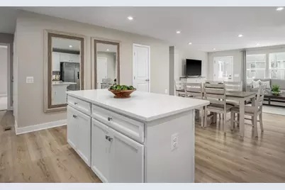 464 Clubhouse Drive, Rostraver, PA 15012 - Photo 4