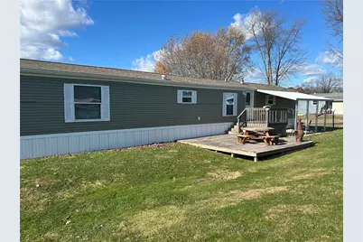 744 Galloway Dr, Middlesex Township, PA 16059 - Photo 1