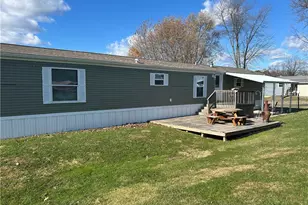 744 Galloway Dr, Middlesex Township, PA 16059 - Photo 1