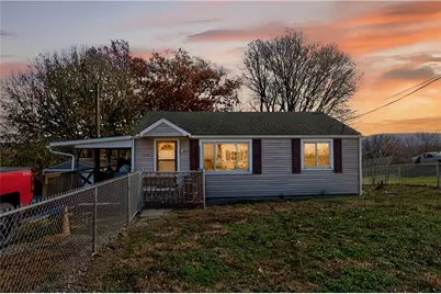 326 Narrows Rd, Connellsville, PA 15425 - Photo 1