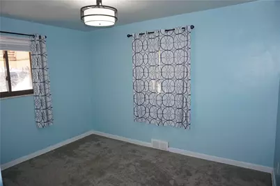 30 Station St, Carnegie, PA 15106 - Photo 12