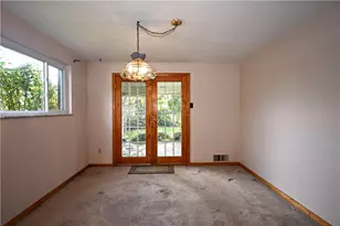 9650 Don Dr, Irwin, PA 15642 - Photo 10