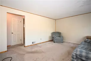 9650 Don Dr, Irwin, PA 15642 - Photo 6