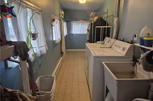 204 Ridge Ave, Derry Boro, PA 15627 - Photo 6