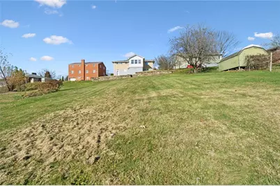 421 Robbins Station Rd, North Huntingdon, PA 15642 - Photo 28