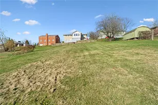 421 Robbins Station Rd, North Huntingdon, PA 15642 - Photo 28