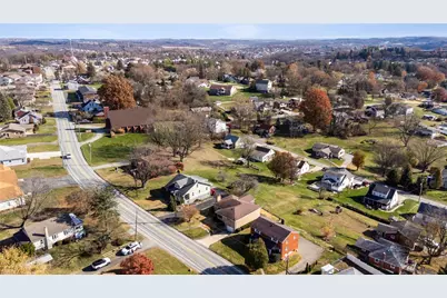 421 Robbins Station Rd, North Huntingdon, PA 15642 - Photo 2