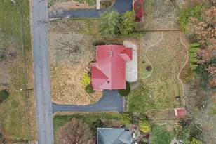 2218 Country Club Dr, Pittsburgh, PA 15241 - Photo 40