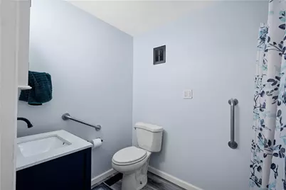 1124 Tidewood Dr, Bethel Park, PA 15102 - Photo 16