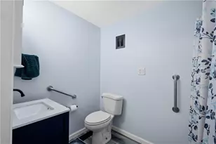 1124 Tidewood Dr, Bethel Park, PA 15102 - Photo 16