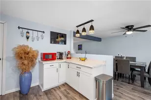 1124 Tidewood Dr, Bethel Park, PA 15102 - Photo 12