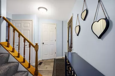 1124 Tidewood Dr, Bethel Park, PA 15102 - Photo 4