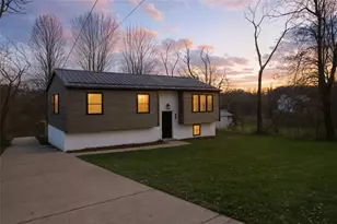 32 Green Oak Dr, Kennedy Township, PA 15108 - Photo 1