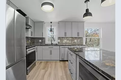 32 Green Oak Drive, Kennedy Township, PA 15108 - Photo 12