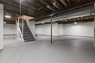 1300 Main St, Bentleyville, PA 15314 - Photo 26