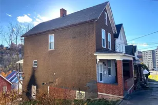 98 Cuyler Ave, Jeannette, PA 15644 - Photo 2