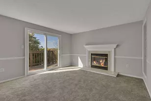 801 Lexington Dr, Hopewell Township, PA 15001 - Photo 16