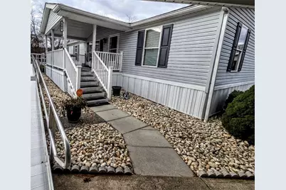 105 Eagle Pointe Ests, New Eagle, PA 15067 - Photo 4