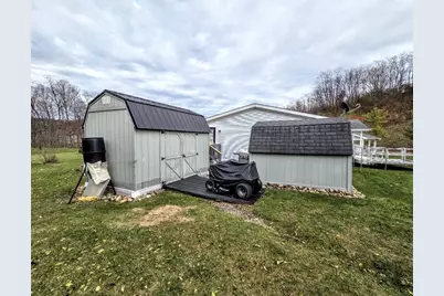 105 Eagle Pointe Ests, New Eagle, PA 15067 - Photo 36