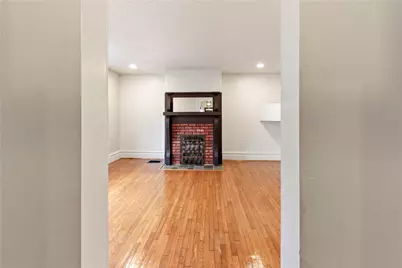 34 Sharon St, Pittsburgh, PA 15210 - Photo 8