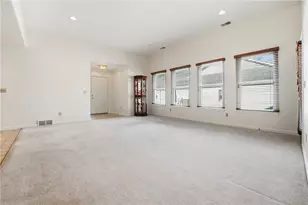 3205 Penny Ln, Neshannock Township, PA 16105 - Photo 10