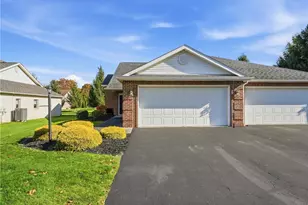 3205 Penny Ln, Neshannock Township, PA 16105 - Photo 2