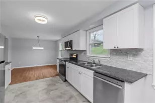 1226 Lamson Cir, Pittsburgh, PA 15241 - Photo 16