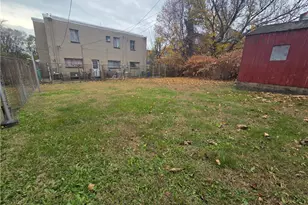 6215 Huntress St, Pittsburgh, PA 15206 - Photo 16