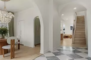 32 Mayflower St, Pittsburgh, PA 15206 - Photo 4