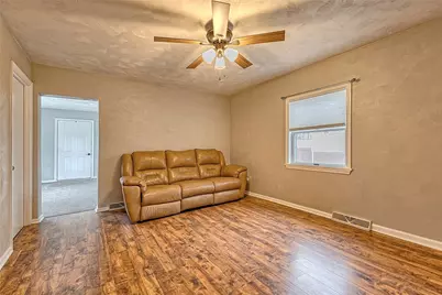 329 Price Street, Hempfield Township, PA 15619 - Photo 12