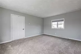 329 Price St, Hempfield Township, PA 15619 - Photo 14