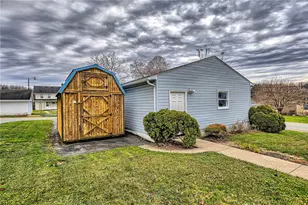 329 Price St, Hempfield Township, PA 15619 - Photo 4