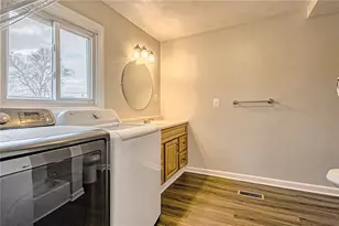 329 Price St, Hempfield Township, PA 15619 - Photo 20