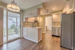 329 Price St, Hempfield Township, PA 15619 - Photo 8