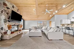 431 W Vine St, New Wilmington Boro, PA 16142 - Photo 6