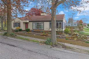 198 Oak St, Beaver, PA 15009 - Photo 2