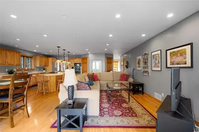 315 Thorn St, Sewickley, PA 15143 - Photo 12