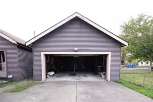 932 1st, Coraopolis, PA 15108 - Photo 6