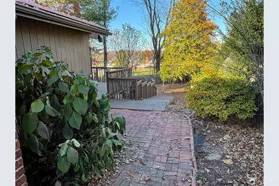 119 Oberdick Dr, Elizabeth Twp/Boro, PA 15135 - Photo 4