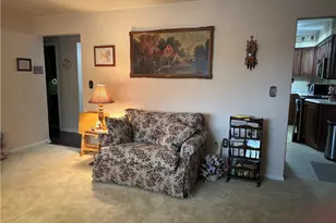 132 Marlene Dr, Chippewa Township, PA 15010 - Photo 10