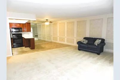 1500 Cochran Rd #512, Scott Township, PA 15243 - Photo 10