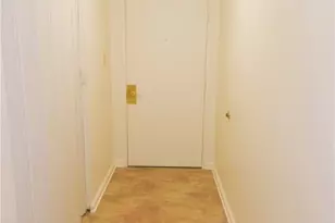 1500 Cochran Rd, Scott Township, PA 15243 - Photo 4