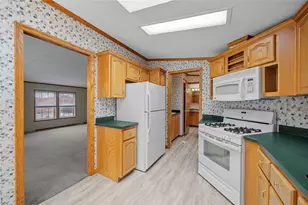 200 Rock Lake Dr, Jackson Township, PA 16063 - Photo 14