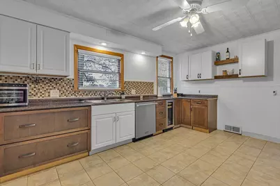 250 Neville Rd, Brighton Township, PA 15009 - Photo 8