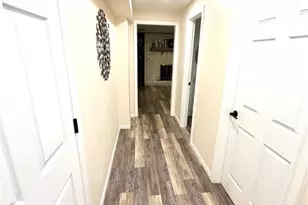 311 Amblewood Cir, Hempfield Township, PA 15601 - Photo 12