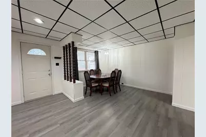 717 N 1st St, Jeannette, PA 15644 - Photo 24