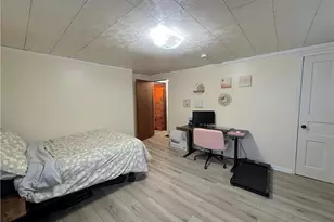 717 N 1st St, Jeannette, PA 15644 - Photo 28