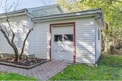 841 Highland Rd, Sharon, PA 16146 - Photo 32