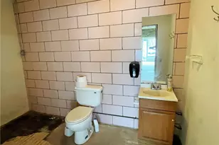 101 McGovern Blvd, Moon/Crescent Twp, PA 15046 - Photo 8